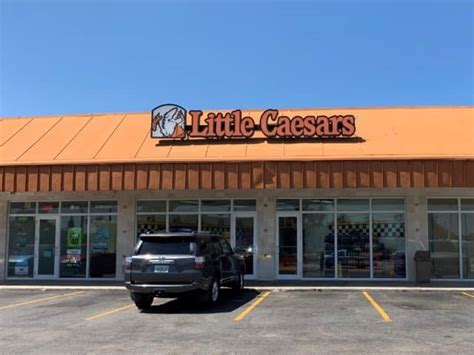 01 per hour for Crew Member to 12. . Little caesars starting pay
